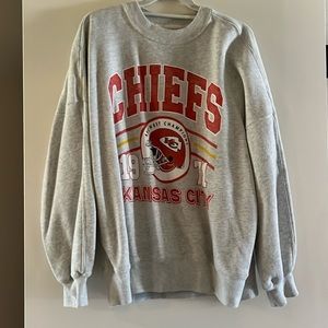 Chiefs crew neck.